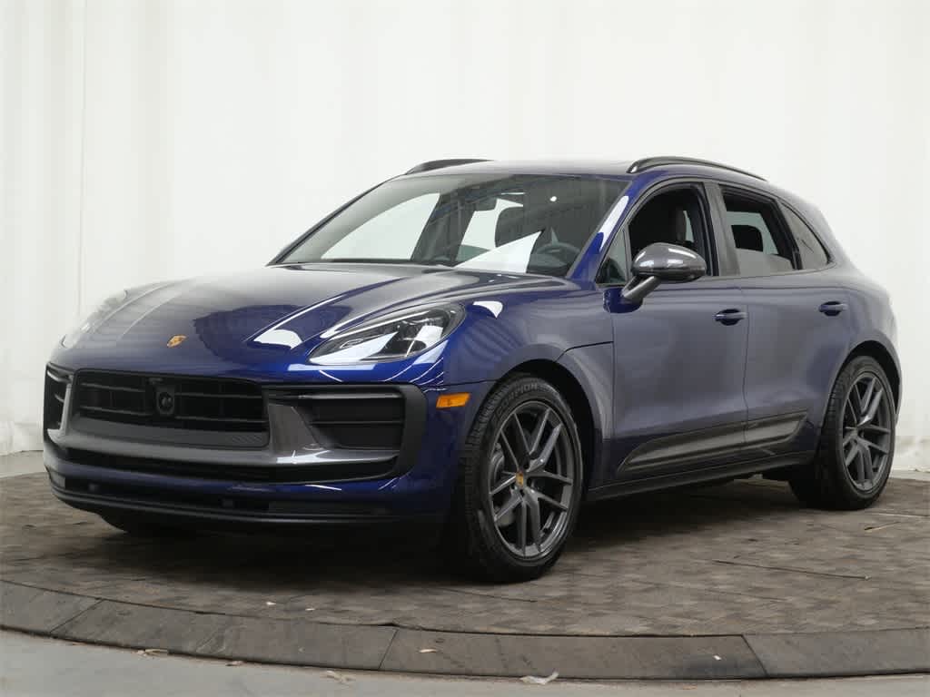 Thumbnail: 2025 Porsche Macan - 1