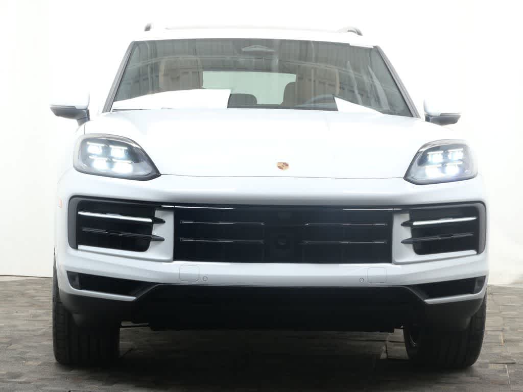 Thumbnail: 2026 Porsche Cayenne - 10