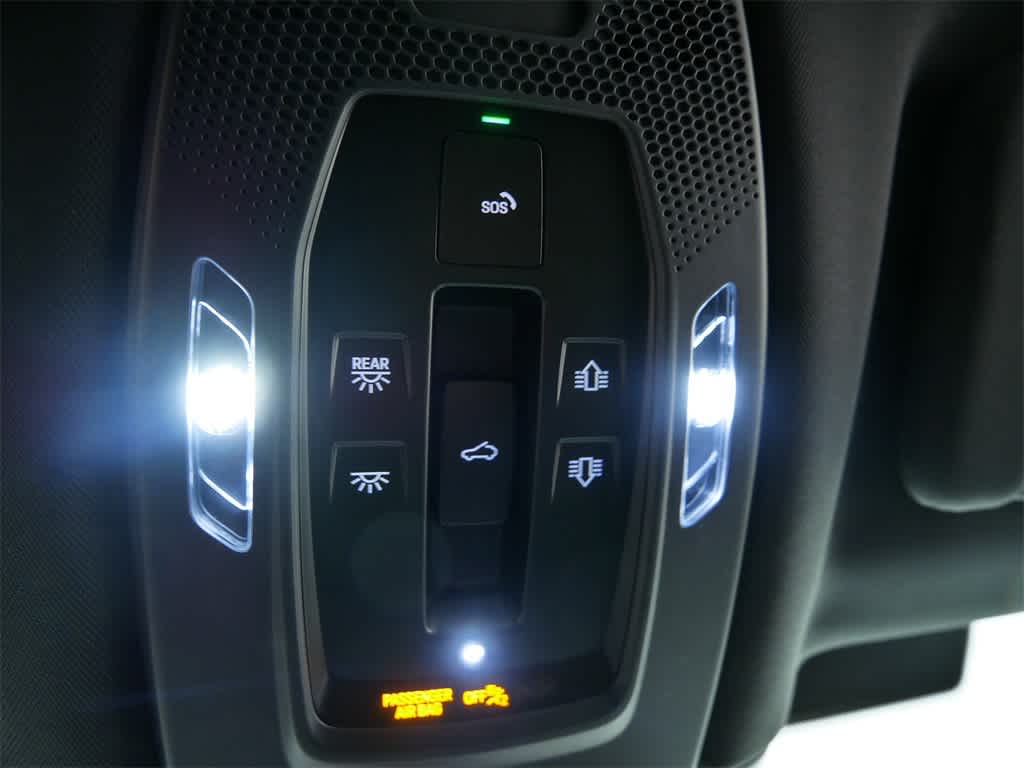 Thumbnail: 2026 Porsche Panamera - 27