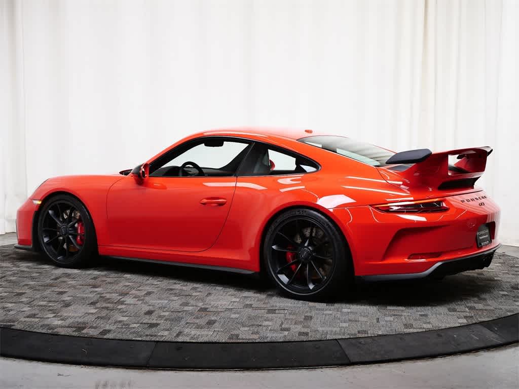 Thumbnail: 2018 Porsche 911 - 3