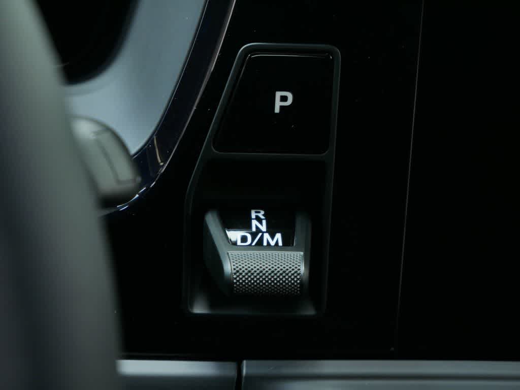 Thumbnail: 2026 Porsche Panamera - 24