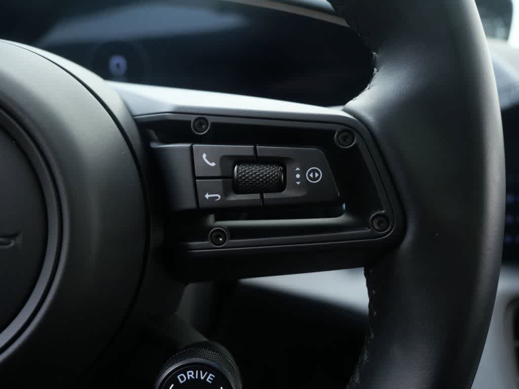 Thumbnail: 2023 Porsche Taycan - 22