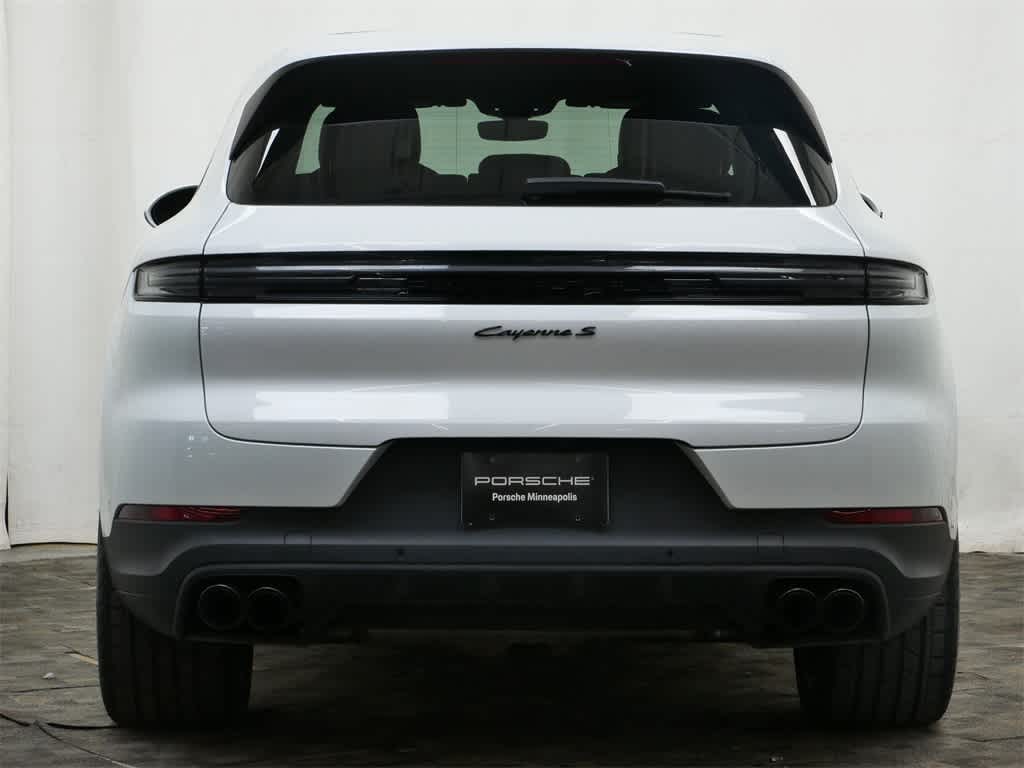 Thumbnail: 2025 Porsche Cayenne - 6