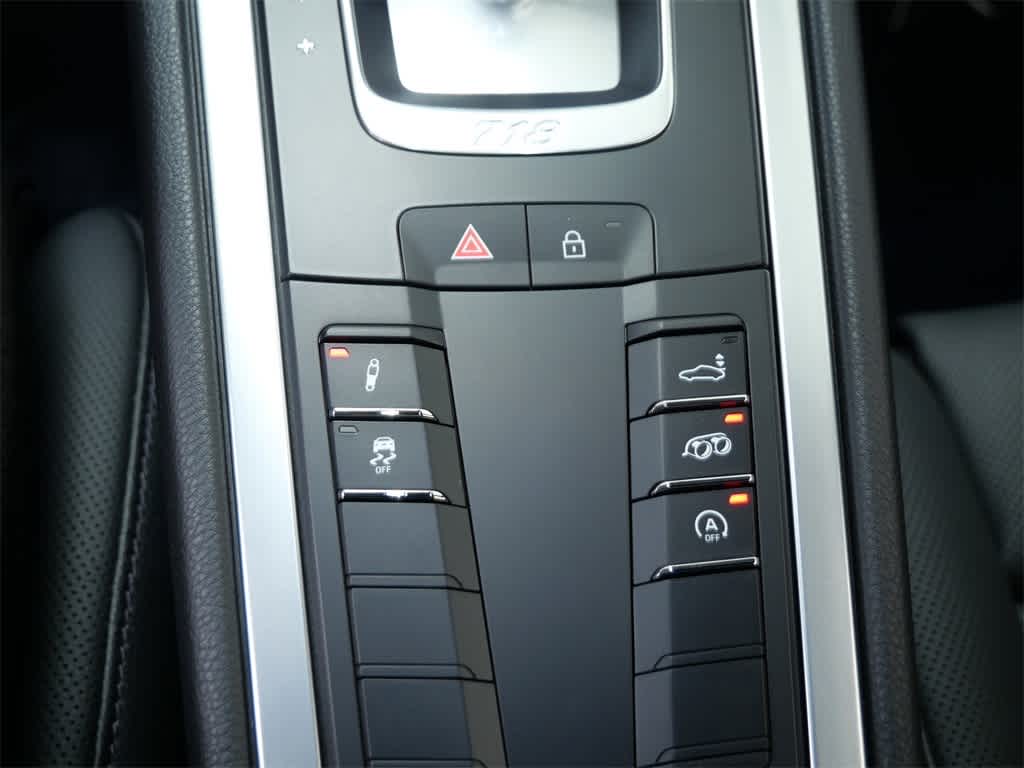 Thumbnail: 2023 Porsche 718 Cayman - 23