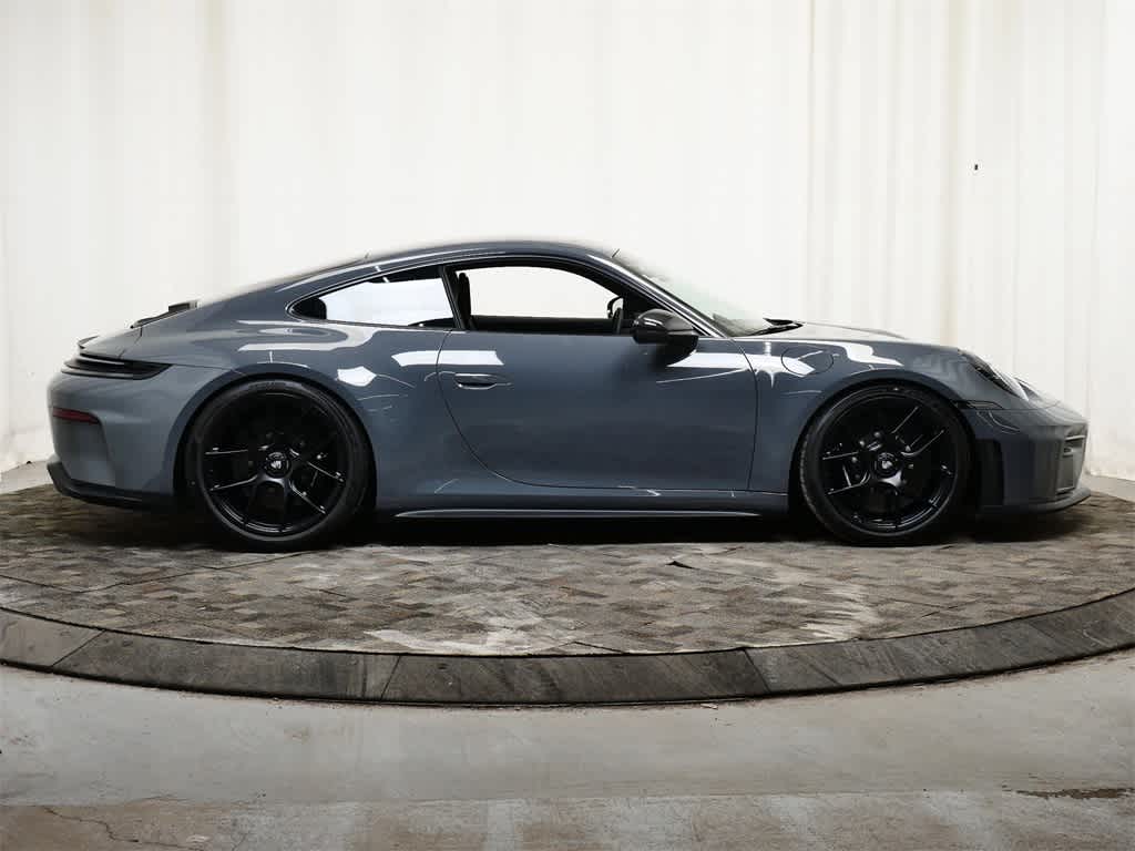 Thumbnail: 2026 Porsche 911 - 8