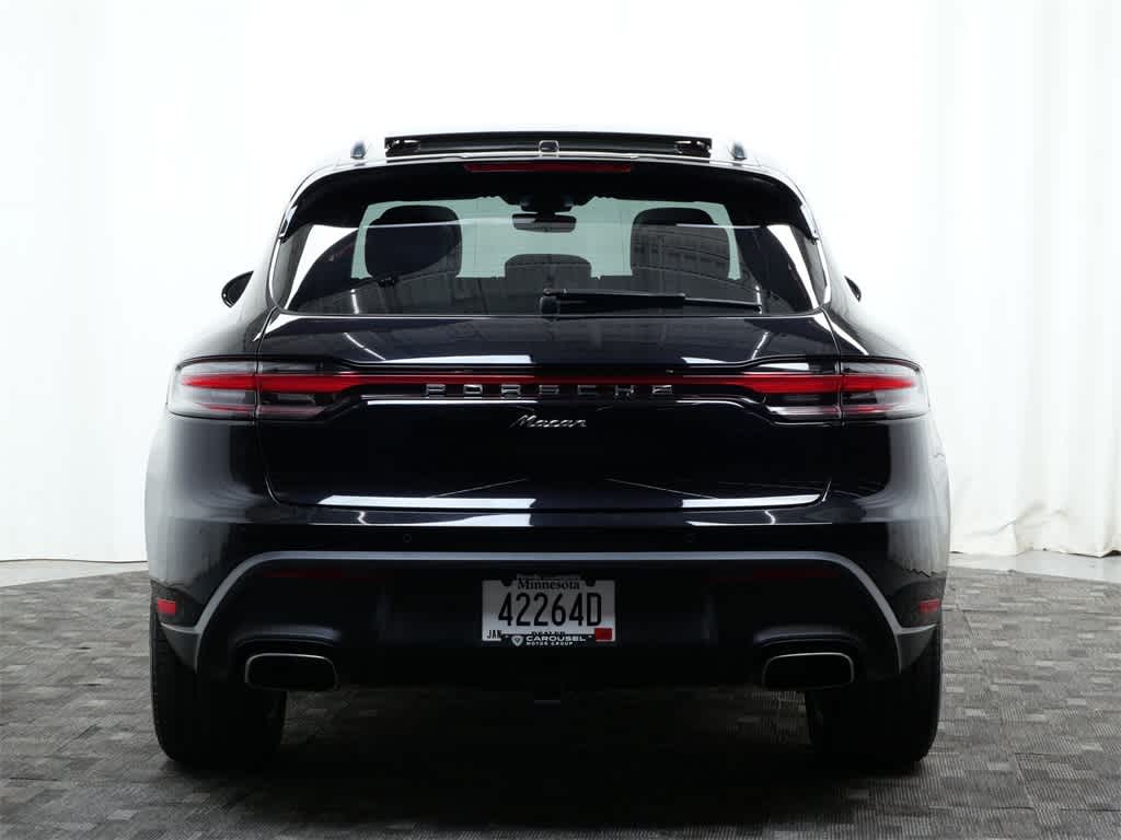 Thumbnail: 2025 Porsche Macan - 6