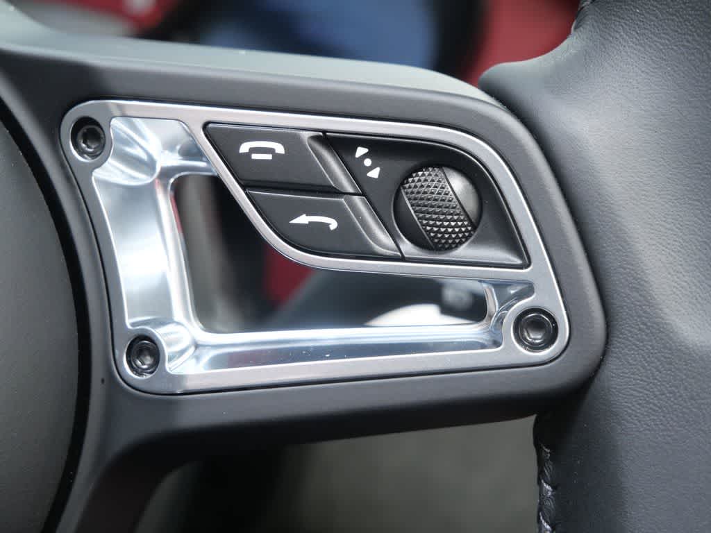 Thumbnail: 2023 Porsche  - 21