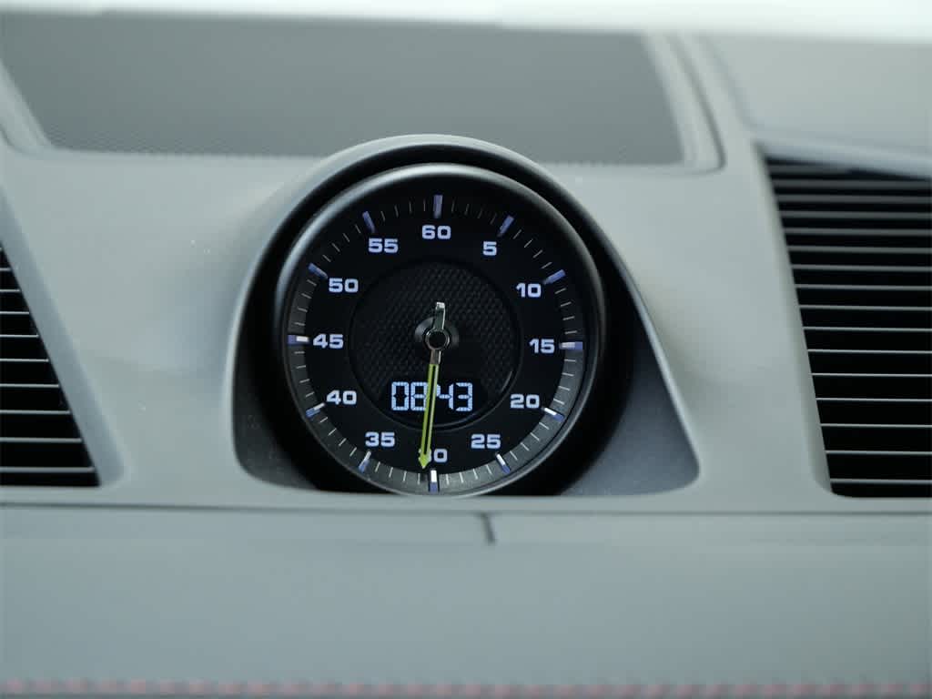 Thumbnail: 2021 Porsche Cayenne - 24