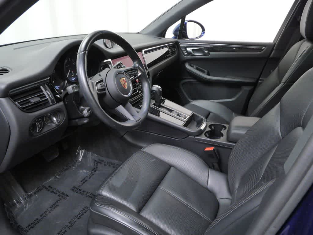 Thumbnail: 2024 Porsche Macan - 4