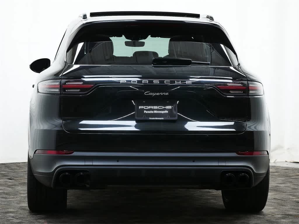 Thumbnail: 2023 Porsche Cayenne - 6
