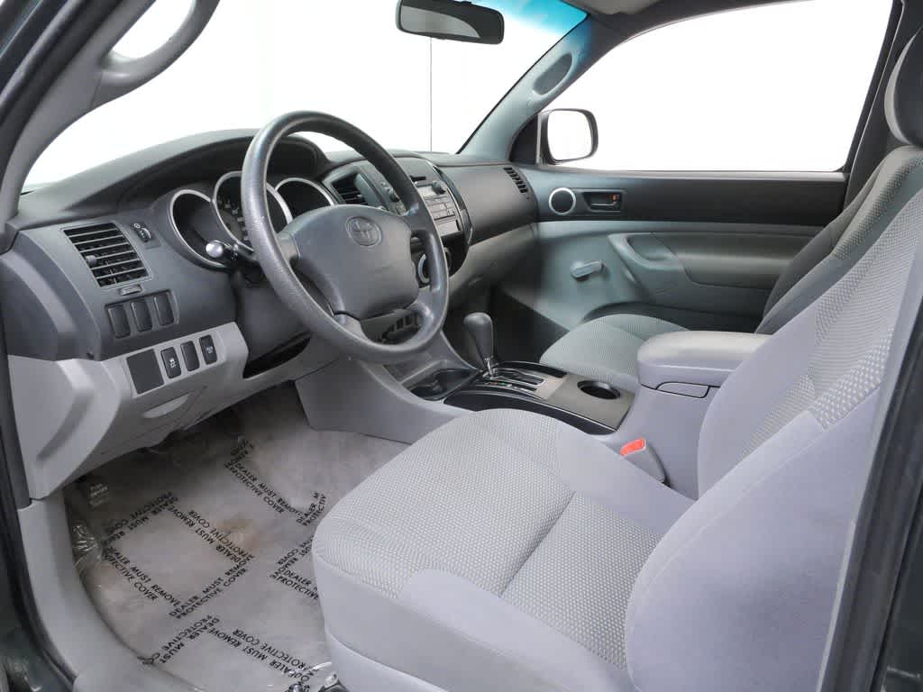 Thumbnail: 2011 Toyota Tacoma - 4