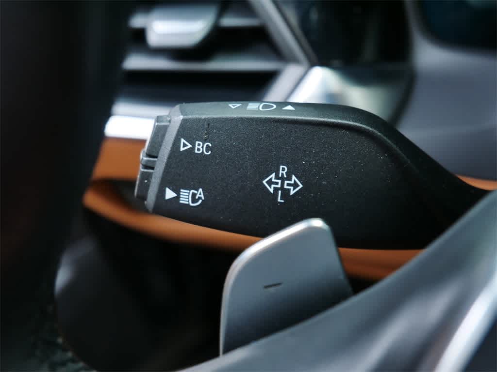 Thumbnail: 2021 BMW 3 Series - 21