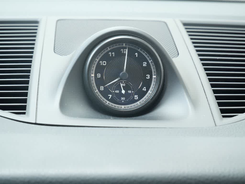 Thumbnail: 2022 Porsche Macan - 23