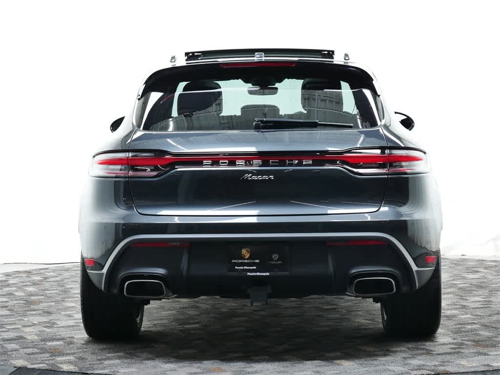 Thumbnail: 2025 Porsche Macan - 6