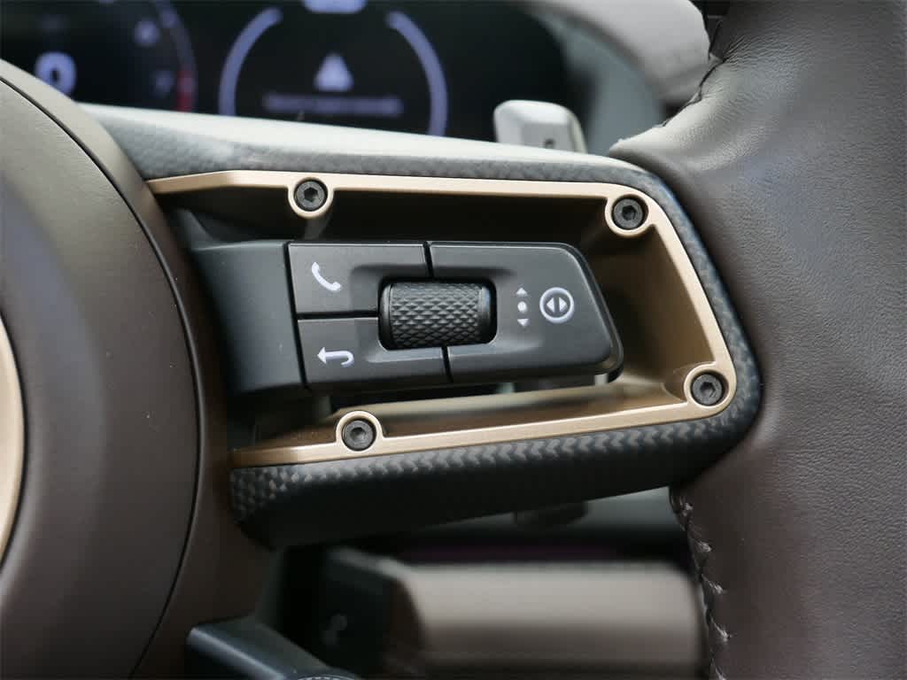 Thumbnail: 2025 Porsche Panamera - 22