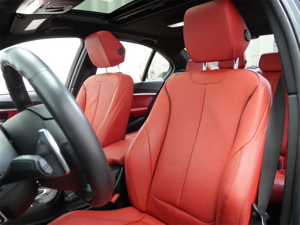 Thumbnail: 2018 BMW 3 Series - 5