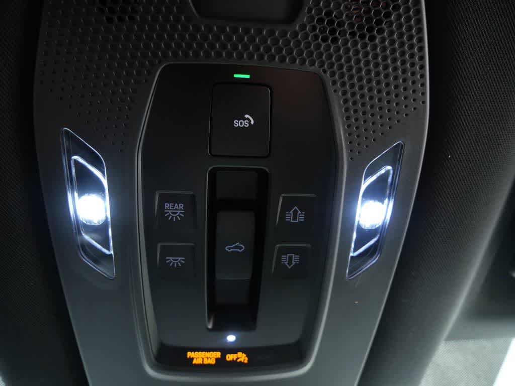 Thumbnail: 2025 Porsche Macan - 26