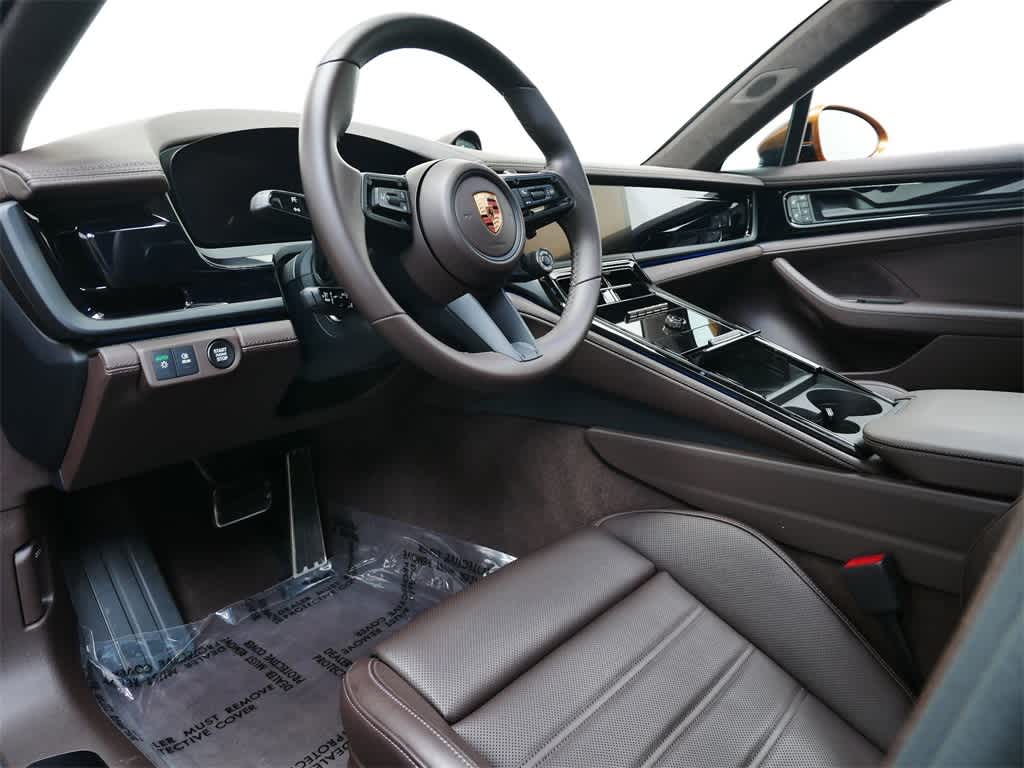 Thumbnail: 2025 Porsche Panamera - 4