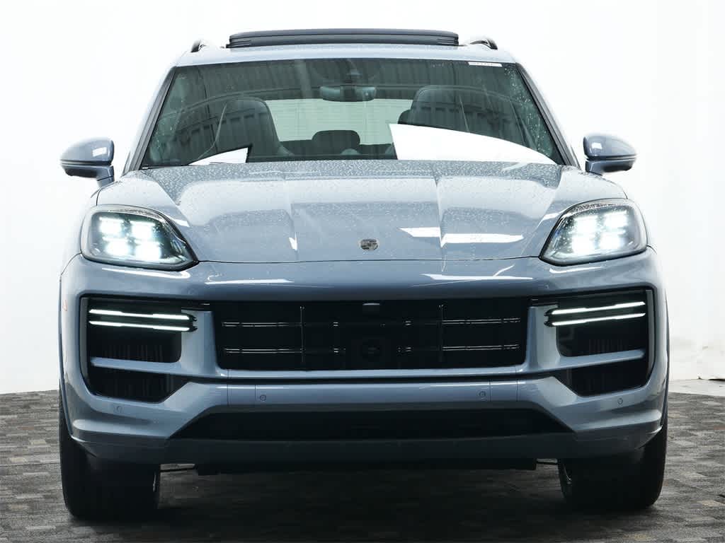 Thumbnail: 2025 Porsche Cayenne - 10