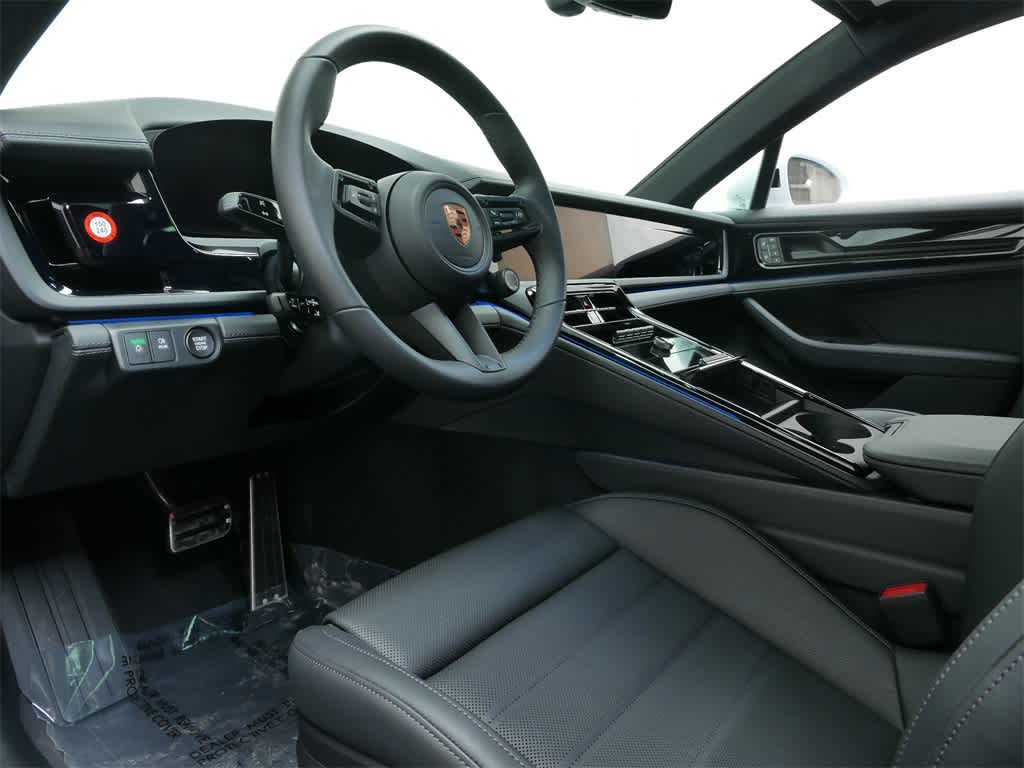 Thumbnail: 2026 Porsche Panamera - 4