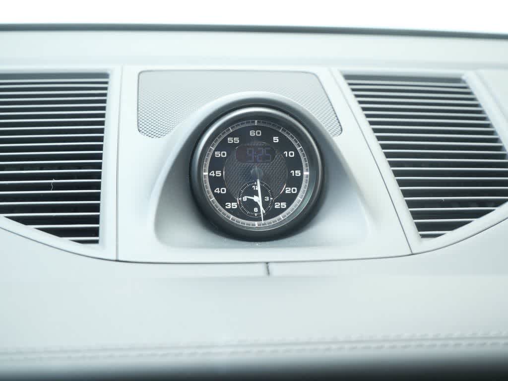 Thumbnail: 2026 Porsche Macan - 23