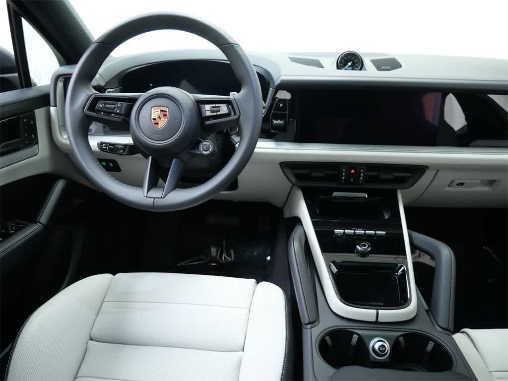 Thumbnail: 2026 Porsche Cayenne - 16