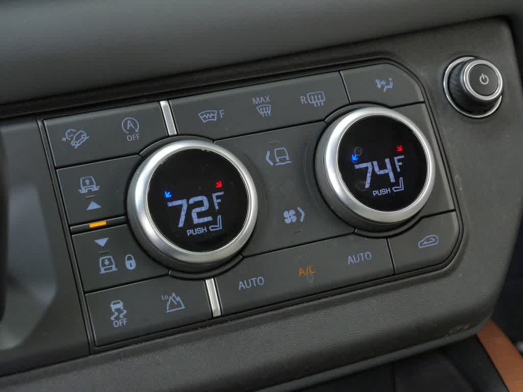 Thumbnail: 2024 Land Rover Defender - 26