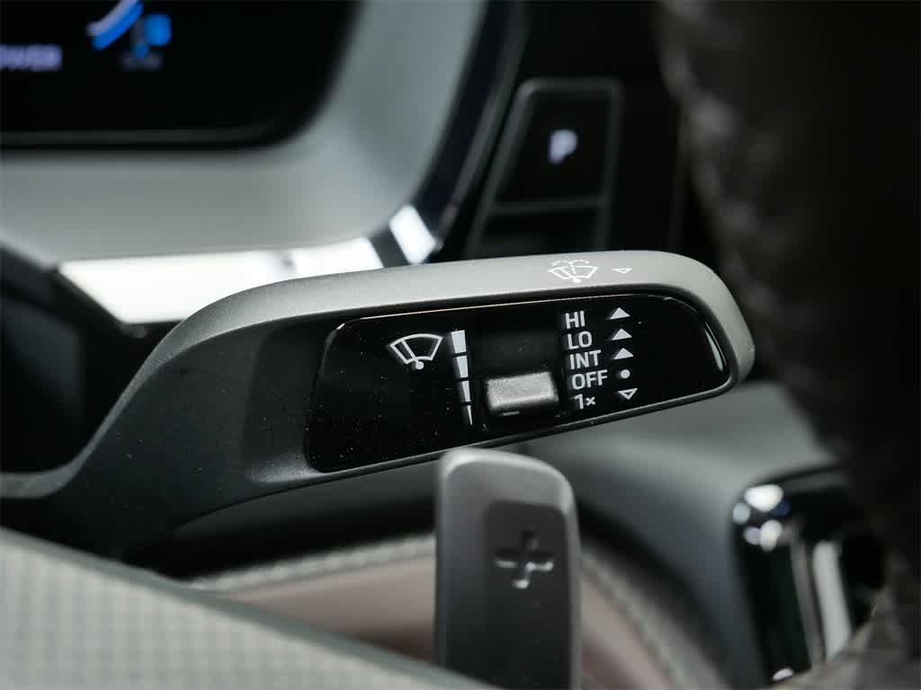 Thumbnail: 2025 Porsche Panamera - 25