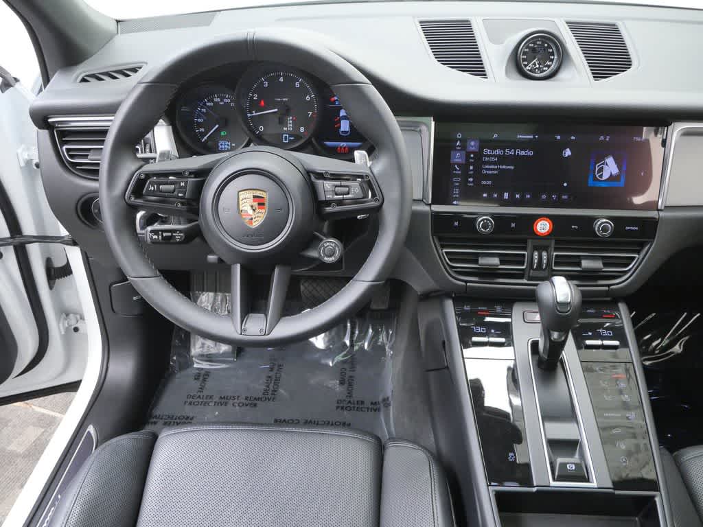 Thumbnail: 2026 Porsche Macan - 16