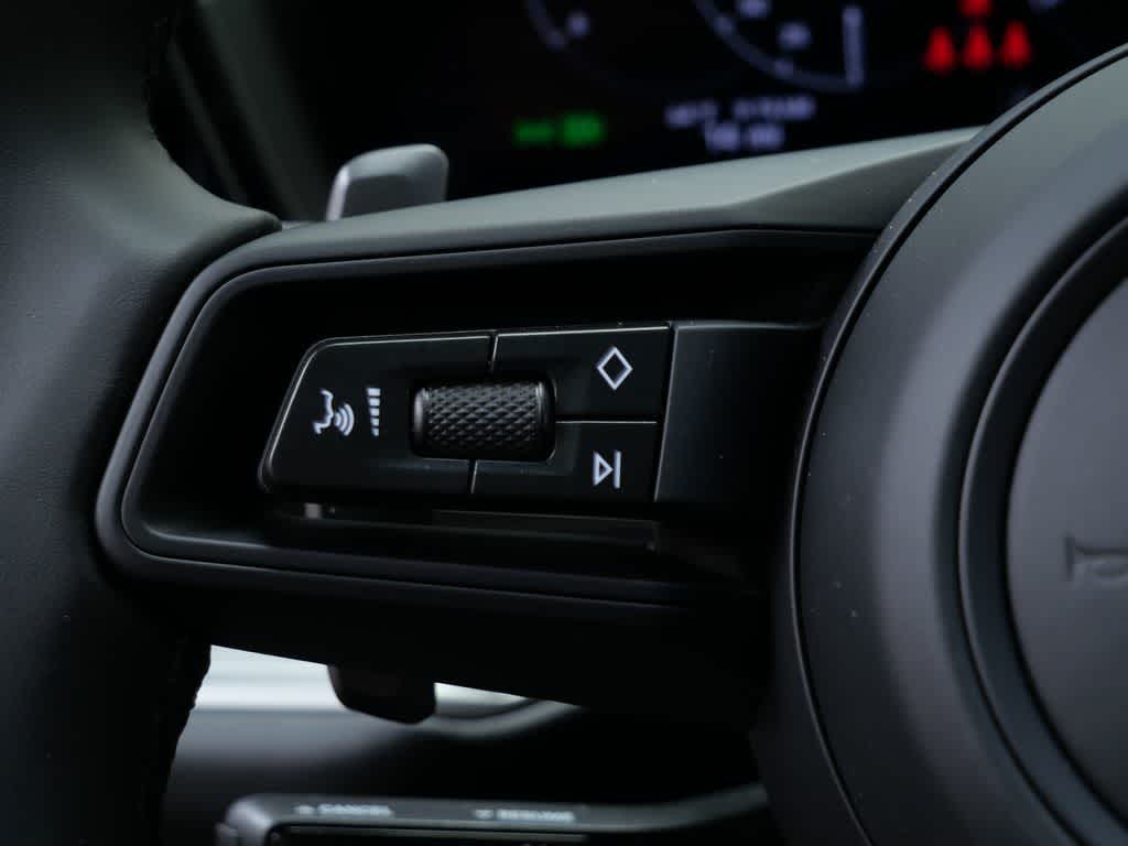 Thumbnail: 2026 Porsche Cayenne - 21