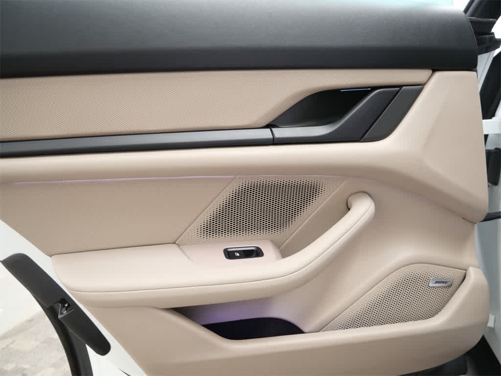 Thumbnail: 2023 Porsche Taycan - 14