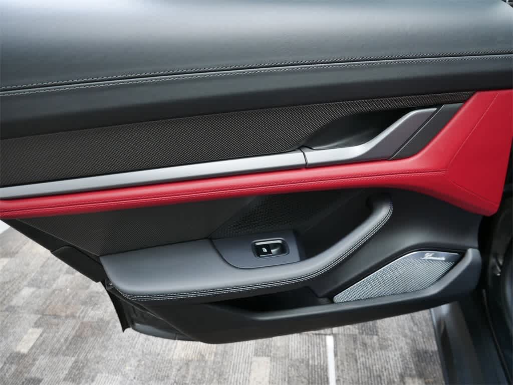 Thumbnail: 2021 Porsche Taycan - 14