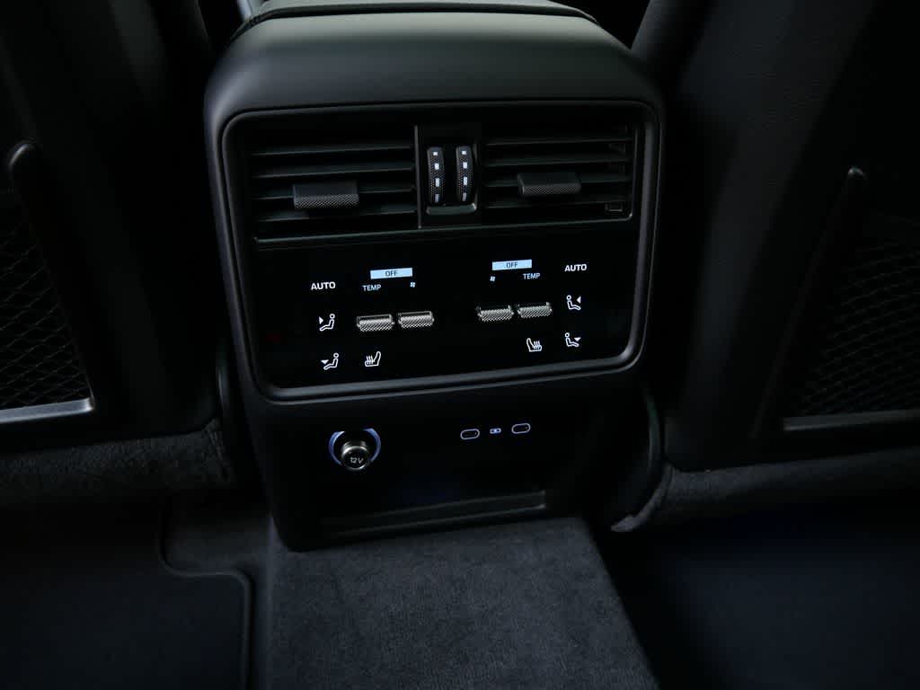 Thumbnail: 2026 Porsche Cayenne - 15