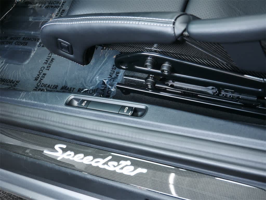 Thumbnail: 2019 Porsche 911 - 12