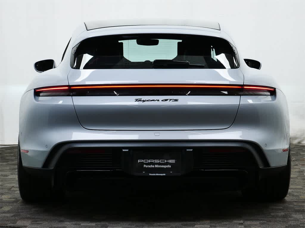 Thumbnail: 2023 Porsche Taycan - 6