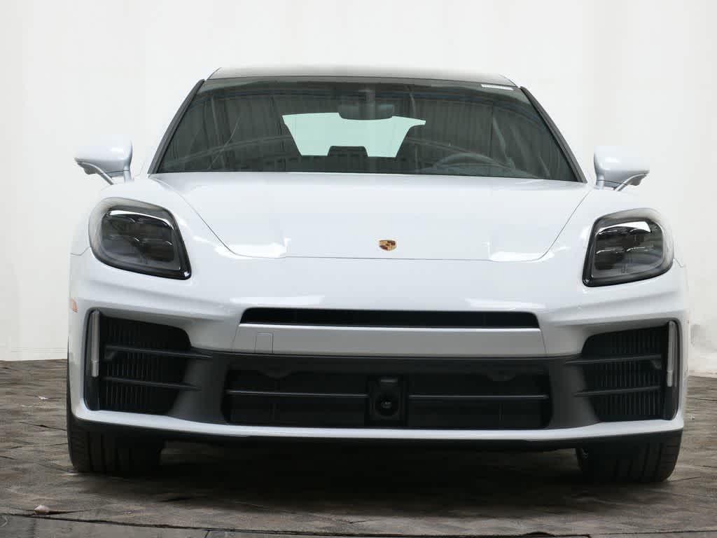 Thumbnail: 2026 Porsche Panamera - 10