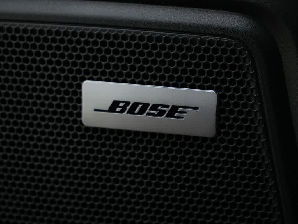 Thumbnail: 2026 Porsche Macan - 17