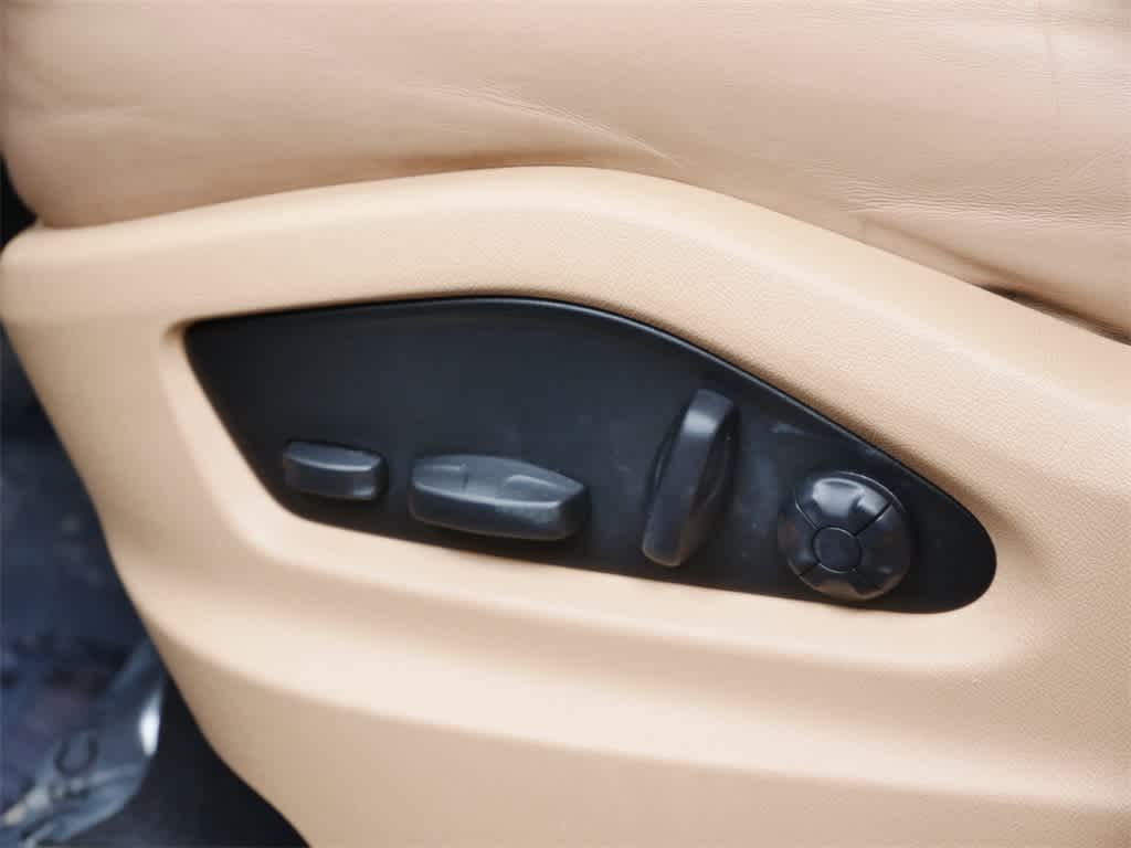 Thumbnail: 2023 Porsche Cayenne - 12