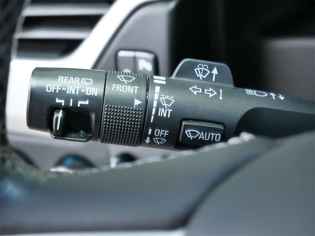 Thumbnail: 2018 GMC Yukon XL - 22