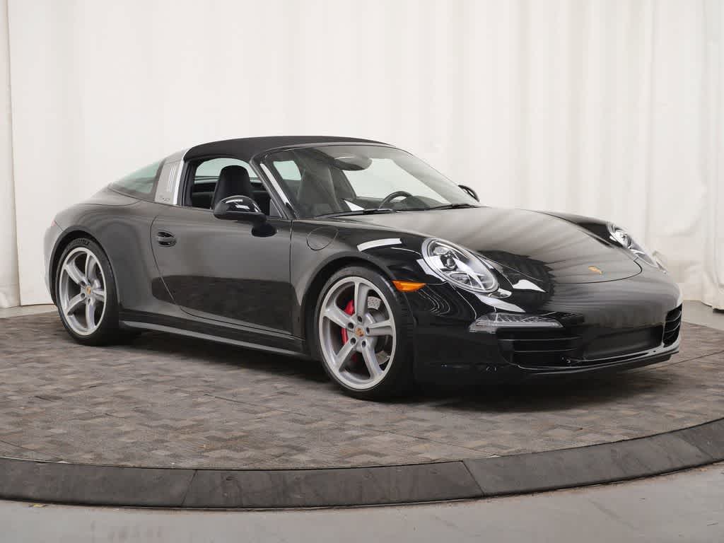 Thumbnail: 2014 Porsche 911 - 9