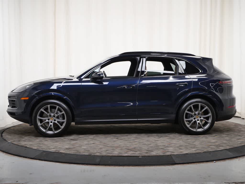 Thumbnail: 2023 Porsche Cayenne - 2