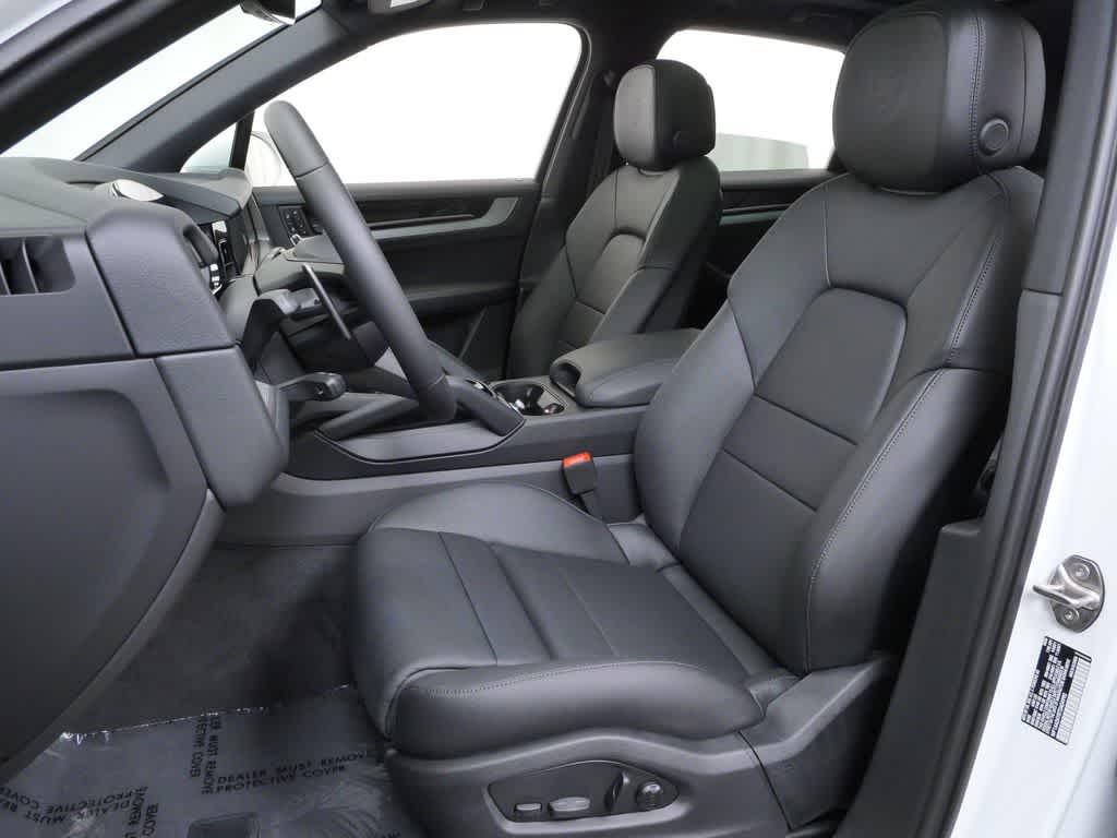 Thumbnail: 2026 Porsche Cayenne - 5