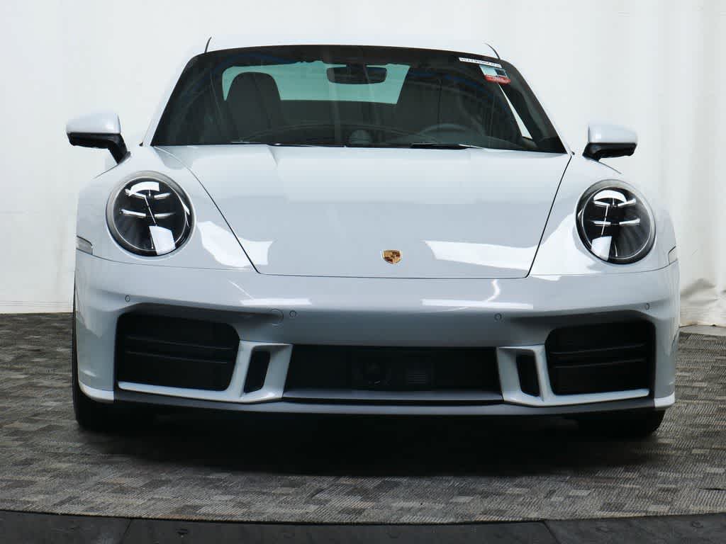 Thumbnail: 2025 Porsche 911 - 10