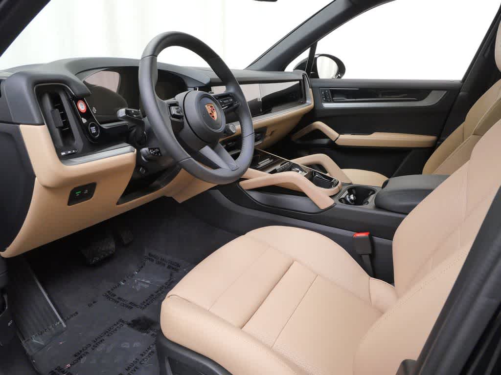 Thumbnail: 2026 Porsche Cayenne - 4