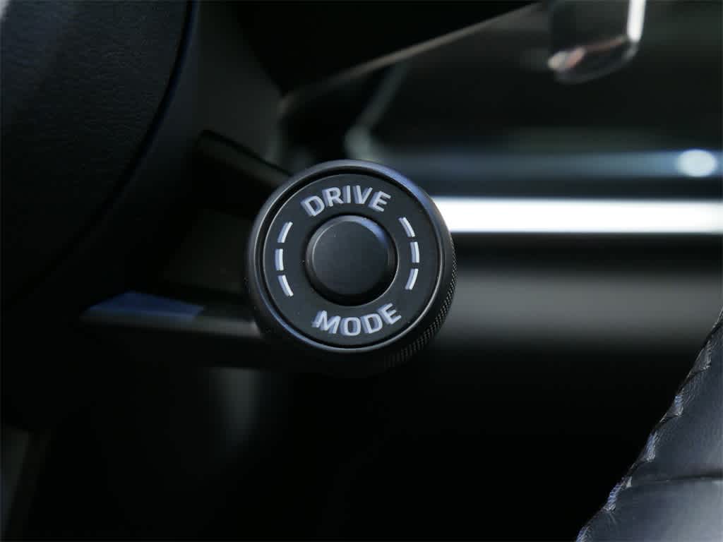 Thumbnail: 2023 Porsche Panamera - 19