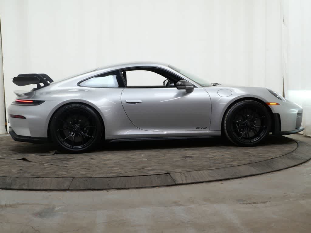 Thumbnail: 2026 Porsche 911 - 8