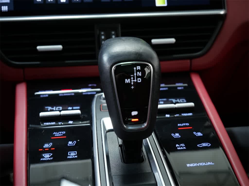 Thumbnail: 2021 Porsche Cayenne - 26