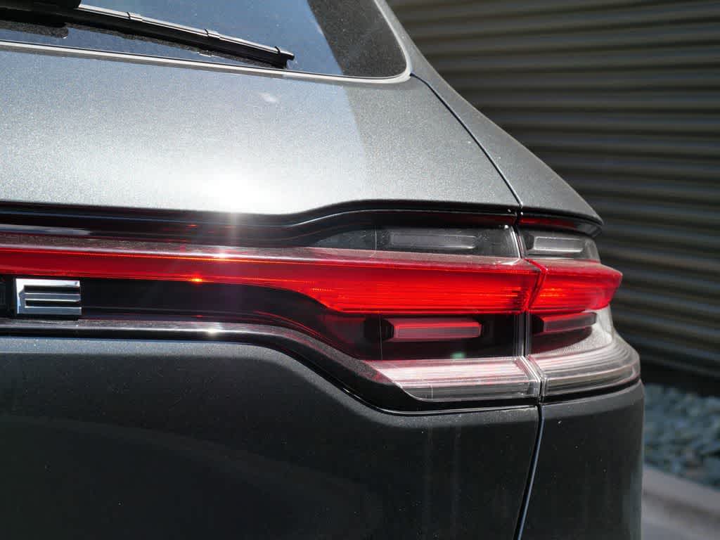 Thumbnail: 2023 Porsche Macan - 8