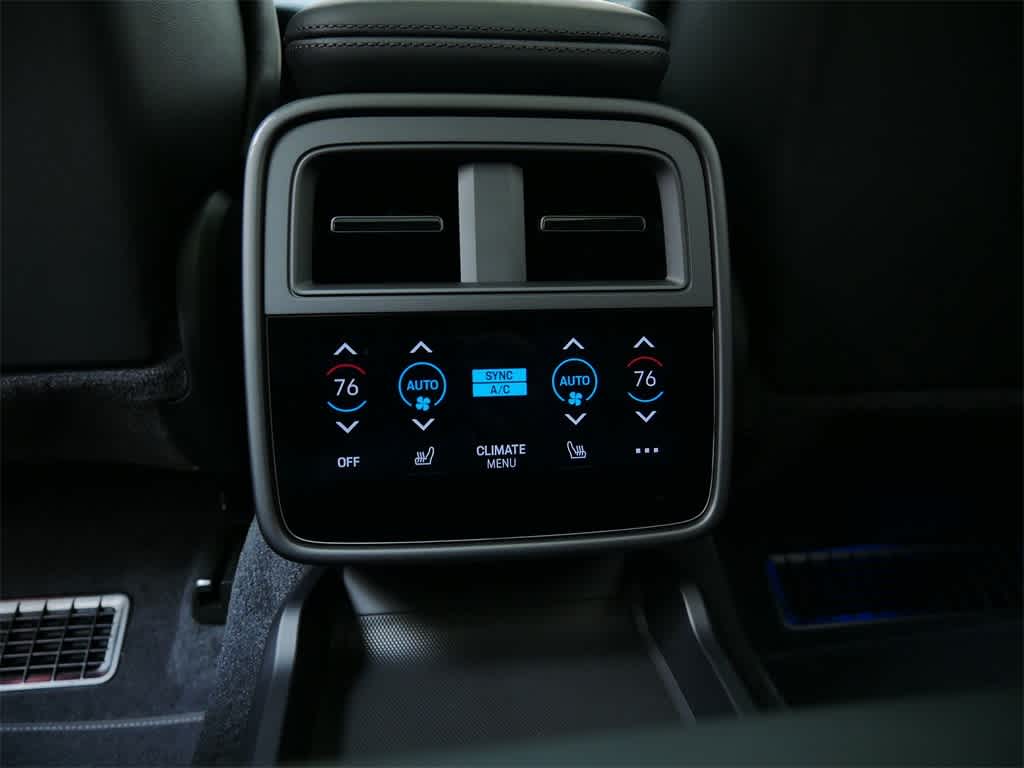 Thumbnail: 2026 Porsche Taycan - 16