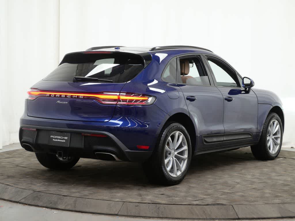 Thumbnail: 2025 Porsche Macan - 7